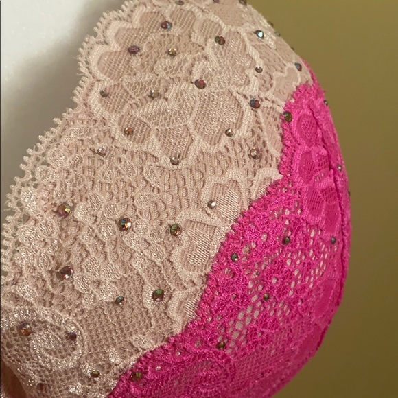 Victoria’s Secret Dream Angels Lined Demi Bra - Picture 3 of 6